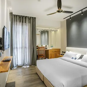  Hotel Terrace Business India